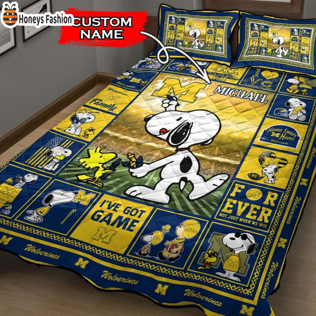 Michigan Wolverines NCAA Snoopy Custom Name Bedding Set