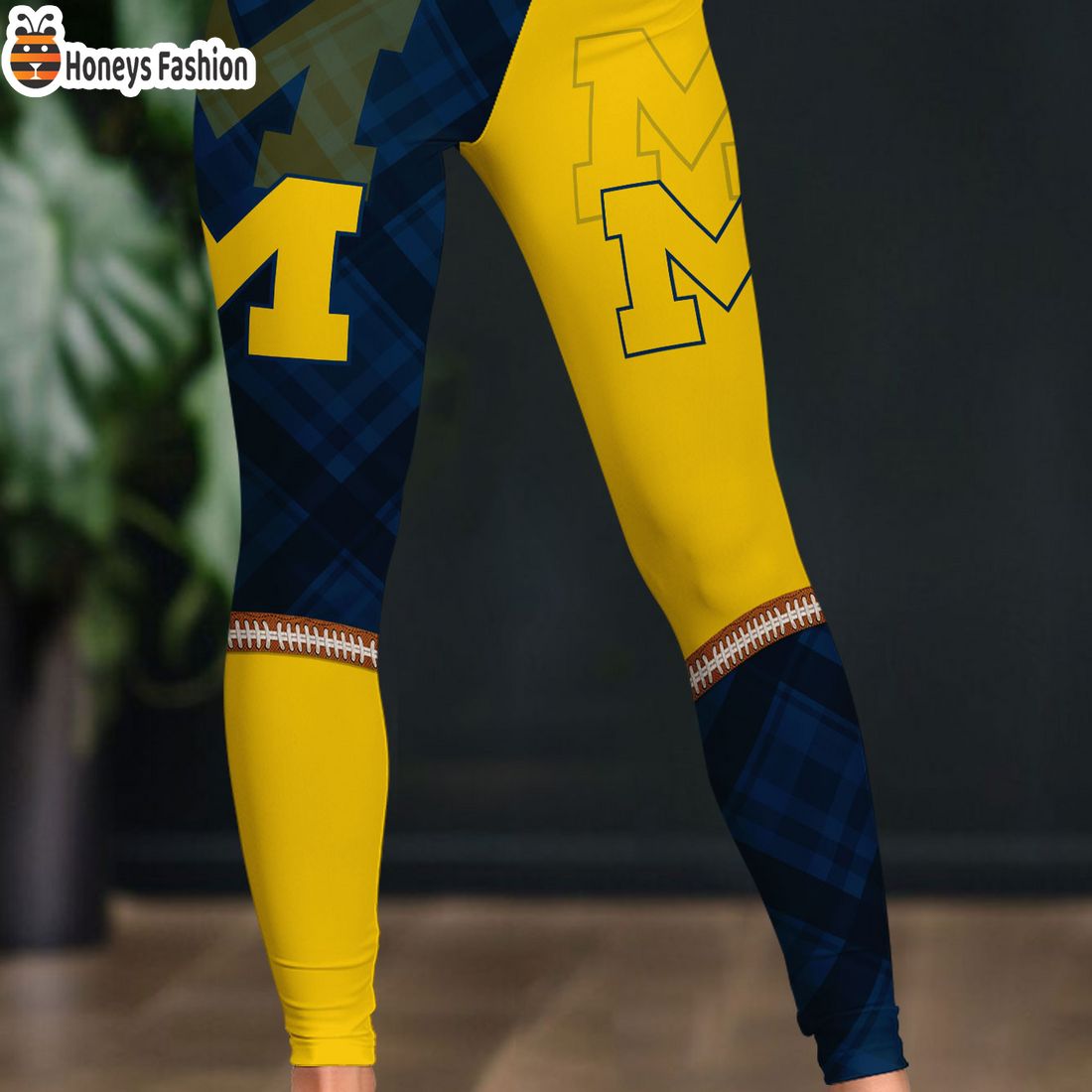 HOT NCAA Michigan Wolverines Plaid Pattern 3D Women Sport Legging